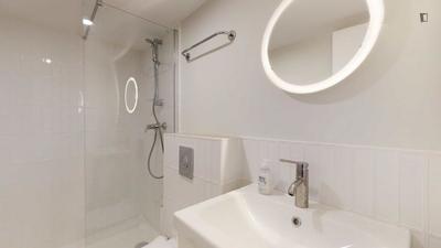 Chambre - 29 m² - 15 pièces