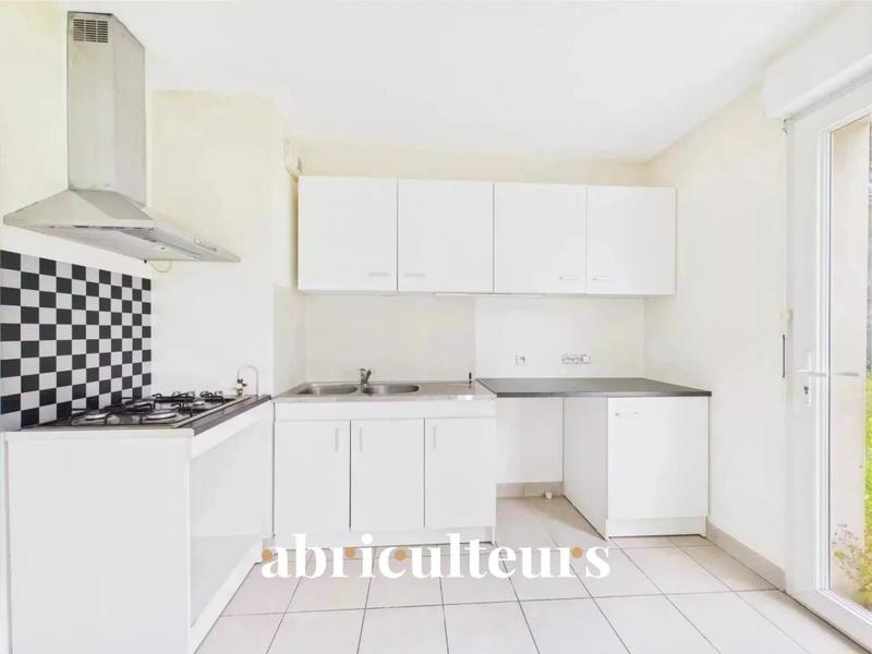 Appartement - 97 m² - 5 pièces