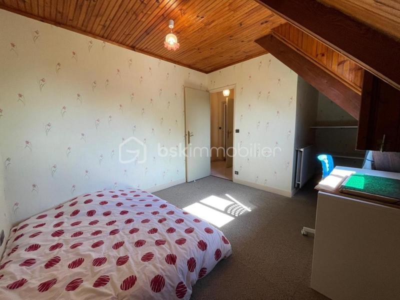 Maison - 300 m² - 10 pièces