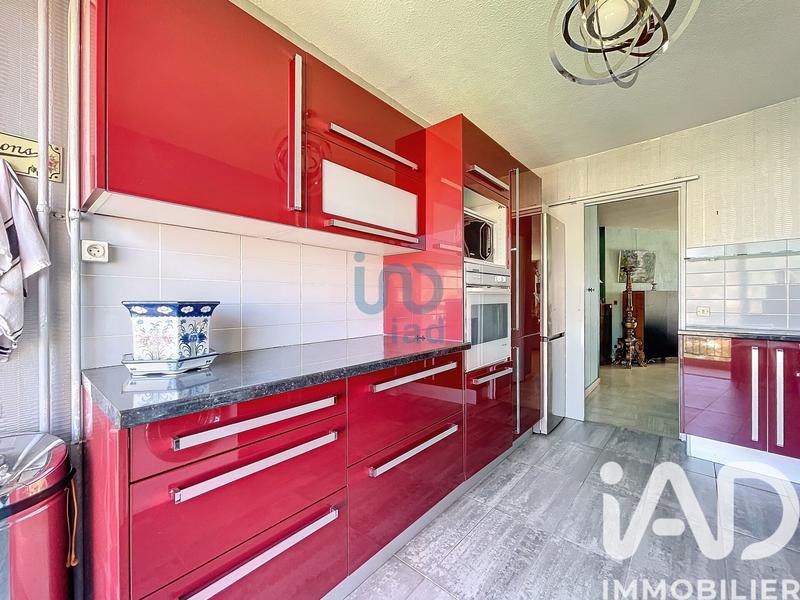 Appartement - 110 m² - 4 pièces