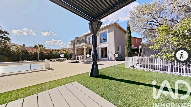 Maison - 120 m² - 4 pièces