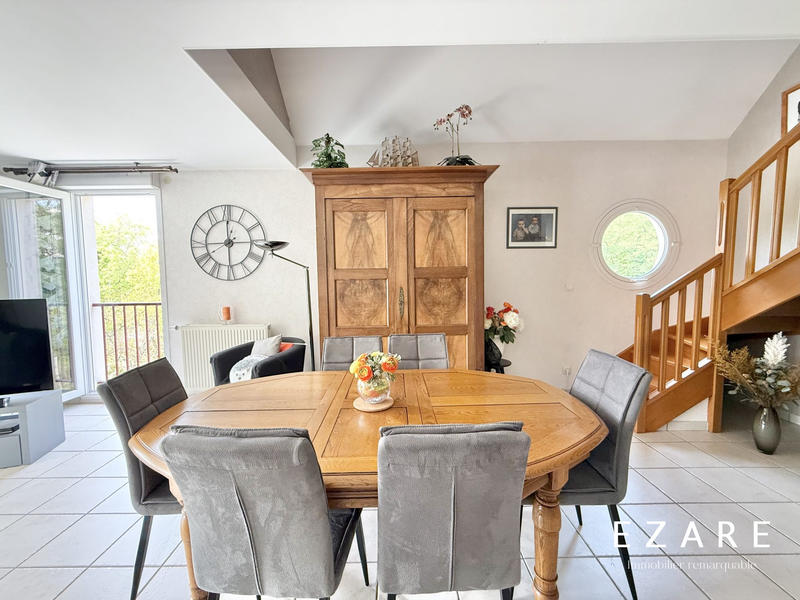 Appartement - 128 m² - 5 pièces