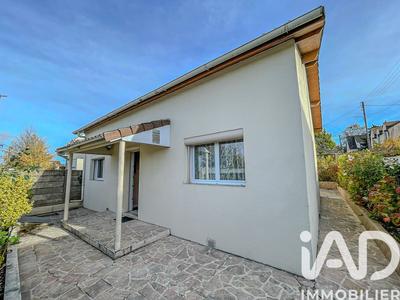 Maison - 121 m² - 6 pièces