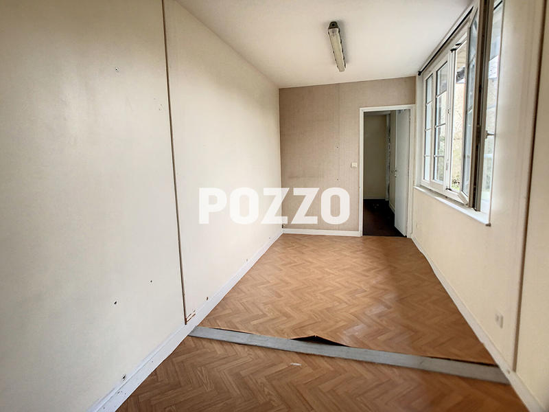 Local commercial - 72 m² - 3 pièces