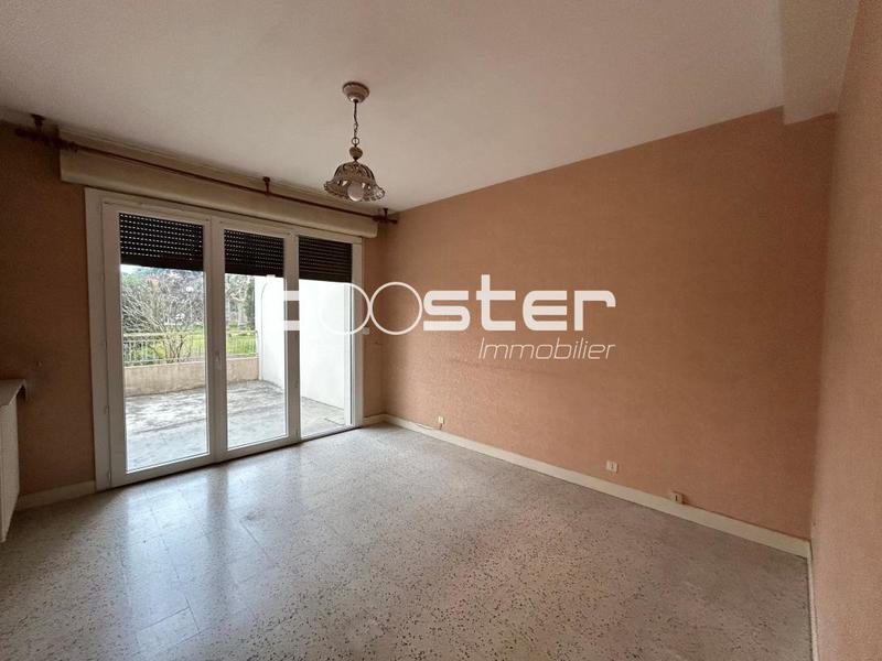 Appartement ancien - 71 m² - 3 pièces