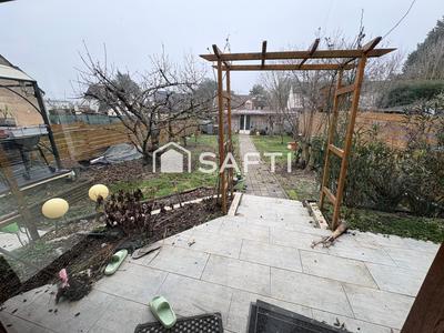 Maison - 126 m² - 5 pièces