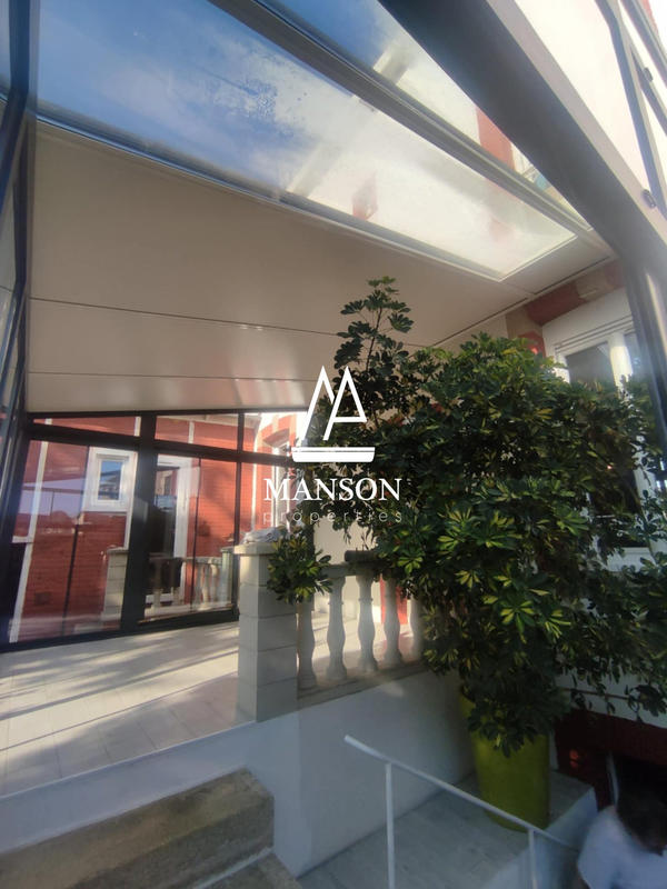 Maison ancienne - 139 m² - 8 pièces