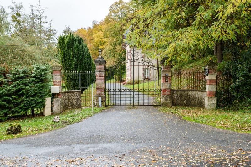 Château - 650 m² - 15 pièces