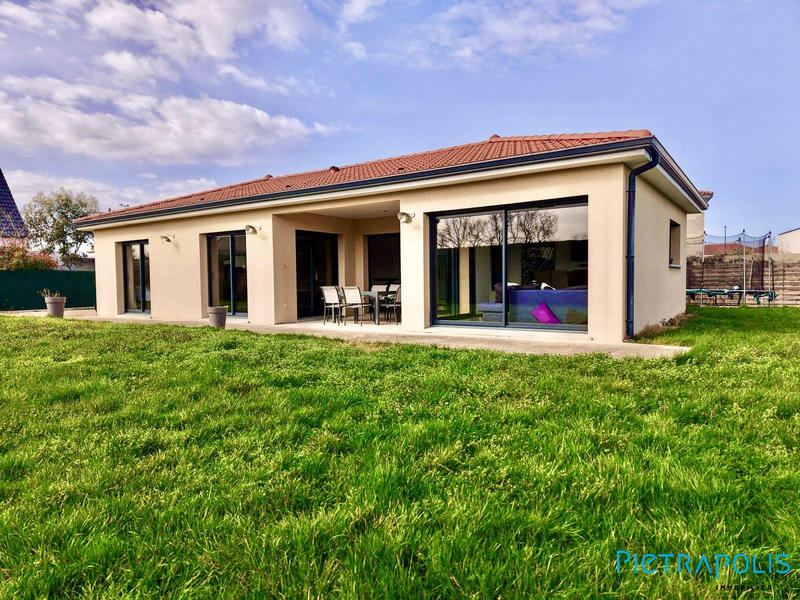 Villa - 140 m² - 5 pièces