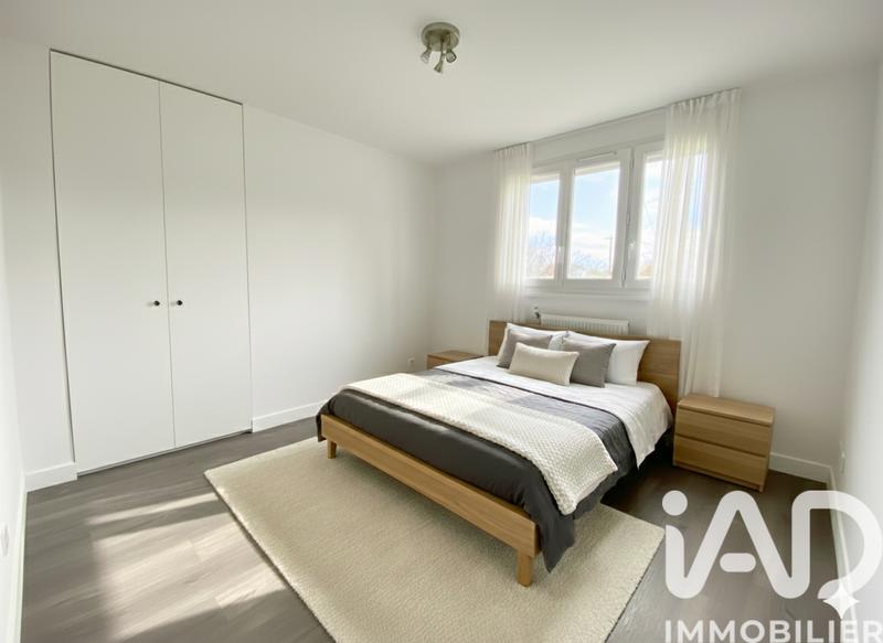 Maison - 90 m² - 6 pièces