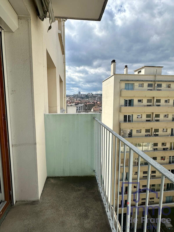 Appartement - 91 m² - 4 pièces