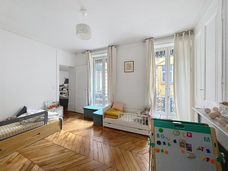 Appartement - 87 m² - 3 pièces