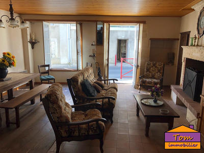 Maison - 140 m² - 5 pièces