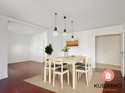 Appartement - 81 m² - 4 pièces