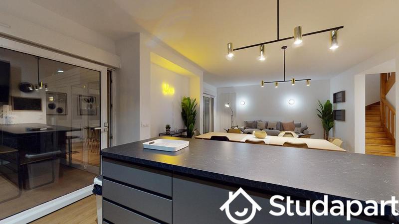 Chambre - 11 m² - 1 pièce