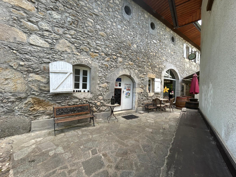 Local commercial - 600 m² - 20 pièces