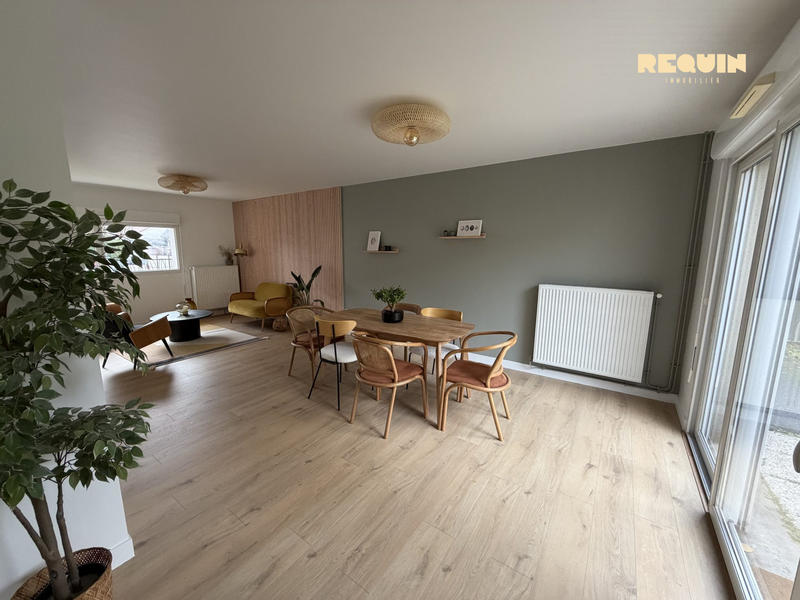 Maison - 105 m² - 5 pièces