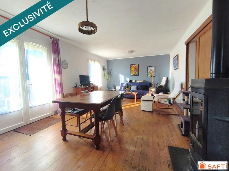 Maison - 93 m² - 5 pièces