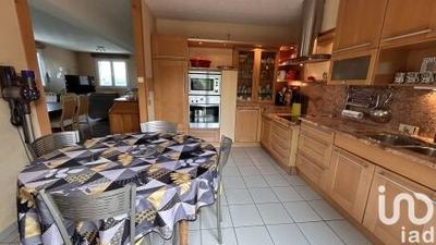 Maison - 186 m² - 7 pièces