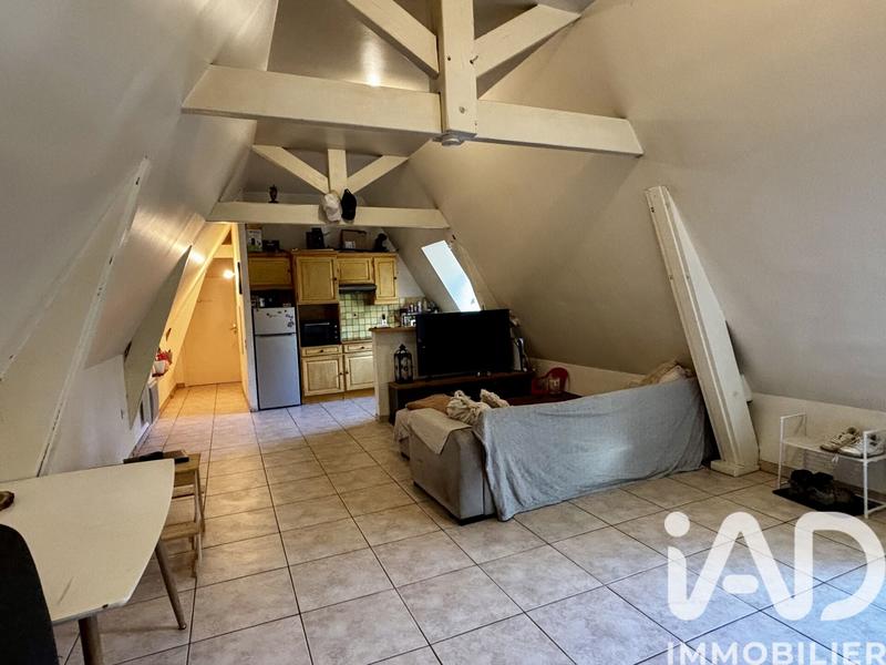 Maison - 230 m² - 11 pièces