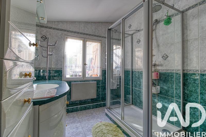 Maison - 123 m² - 5 pièces