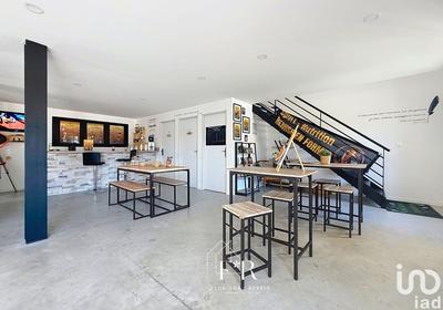 Local commercial - 154 m²