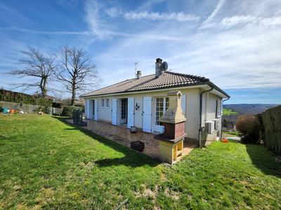 Maison - 120 m² - 7 pièces