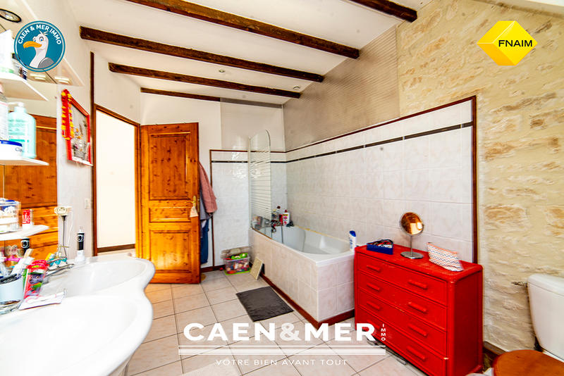 Maison en pierre - 167 m² - 6 pièces