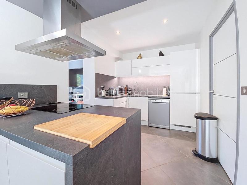 Maison - 115 m² - 6 pièces