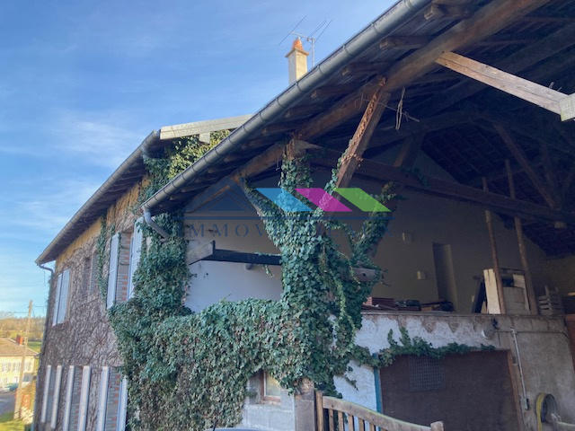 Maison - 280 m² - 9 pièces