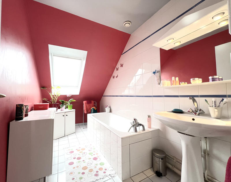 Maison - 135 m² - 6 pièces