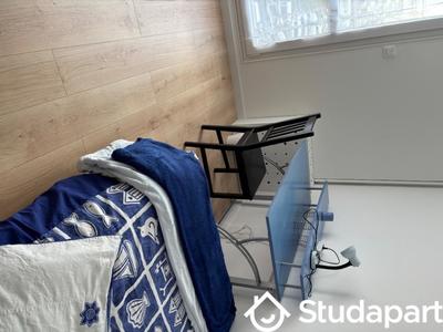 Chambre - 12 m² - 1 pièce