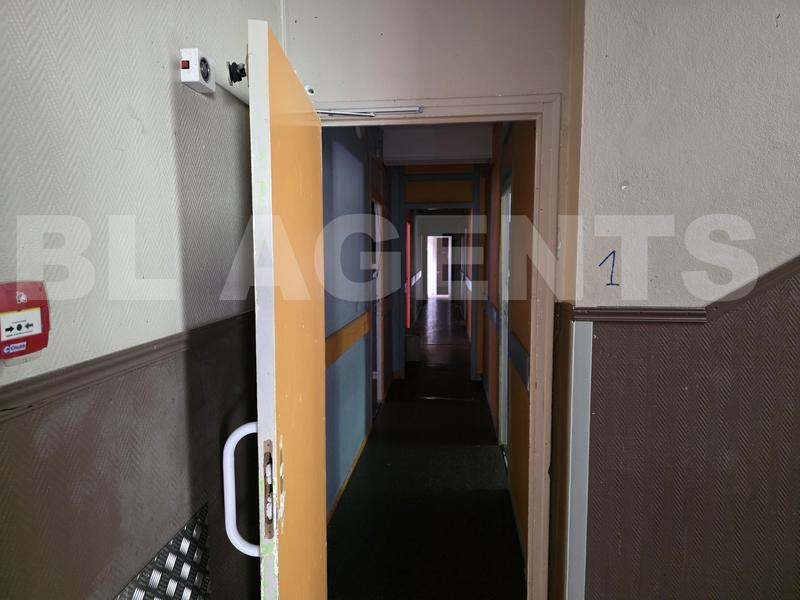 Immeuble - 1 300 m²