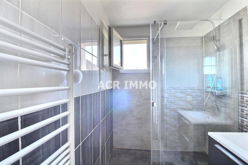 Maison - 118 m² - 6 pièces