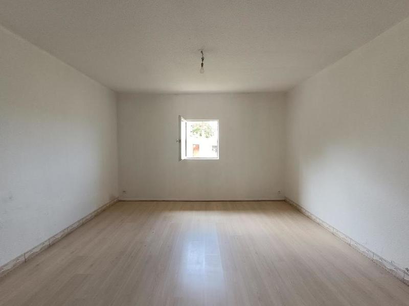 Maison traditionnelle - 75 m² - 4 pièces