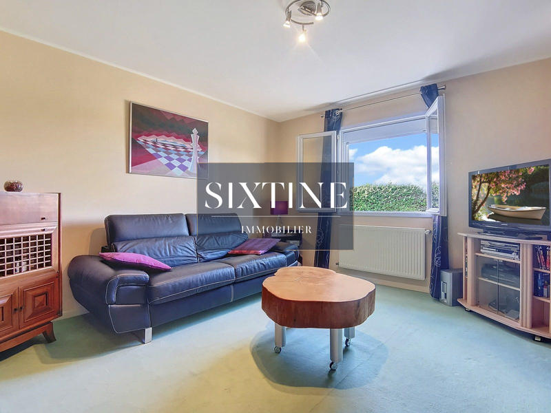 Maison - 271 m² - 10 pièces