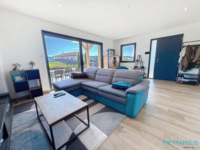 Villa - 147 m² - 5 pièces