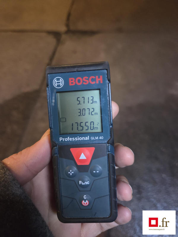 Parking / Garage - 18 m²