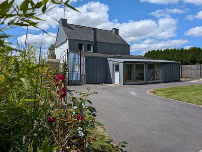 Maison - 147 m² - 7 pièces