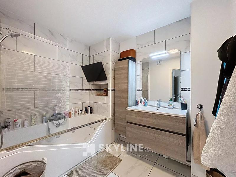 Appartement - 60 m² - 3 pièces