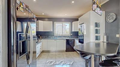 Maison - 152 m² - 7 pièces