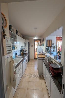 Appartement - 72 m² - 3 pièces