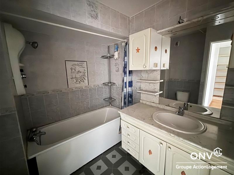 Appartement - 107 m² - 6 pièces