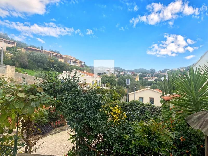 Maison de ville - 136 m² - 4 pièces