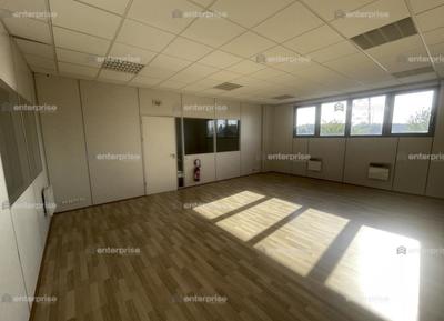 Local d'activité / Entrepôt - 2 130 m²