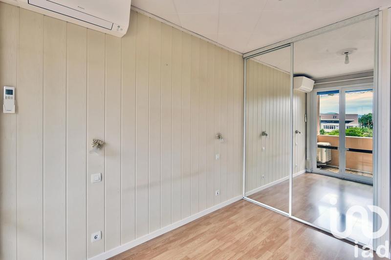 Appartement - 93 m² - 4 pièces