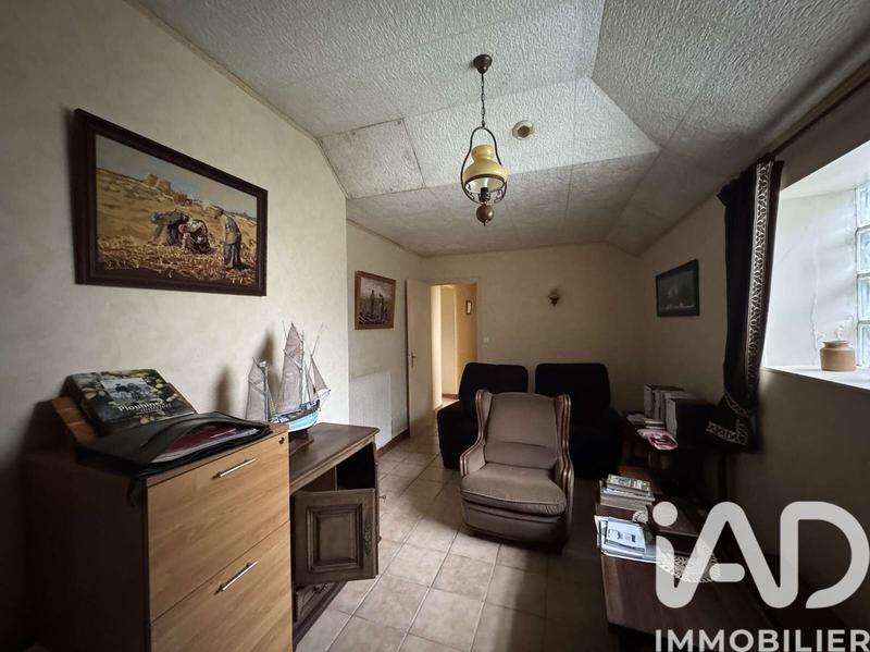 Maison - 196 m² - 10 pièces