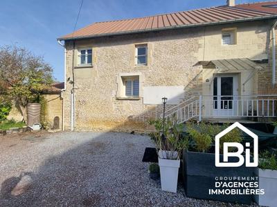 Maison - 272 m² - 11 pièces