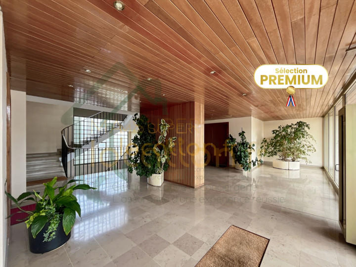 Appartement - 145 m² - 5 pièces