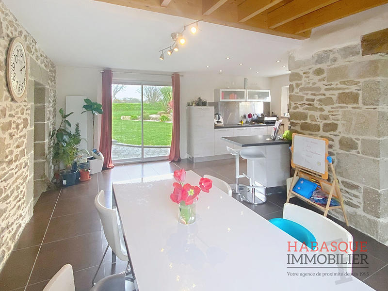 Maison - 146 m² - 5 pièces